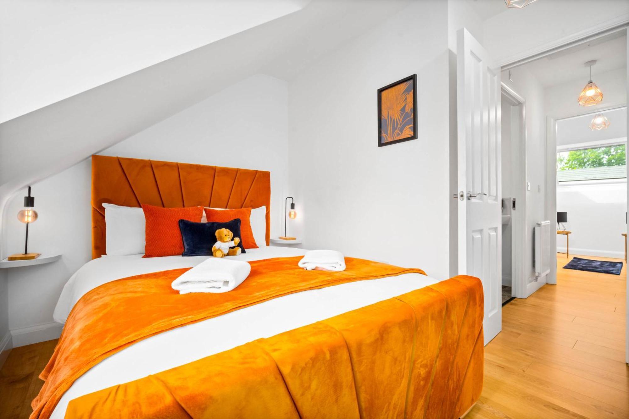 Luxury City Centre 5 Bed House With En-Suite, Bbq, On-Site Parking By Azura Nights برمنغهام المظهر الخارجي الصورة
