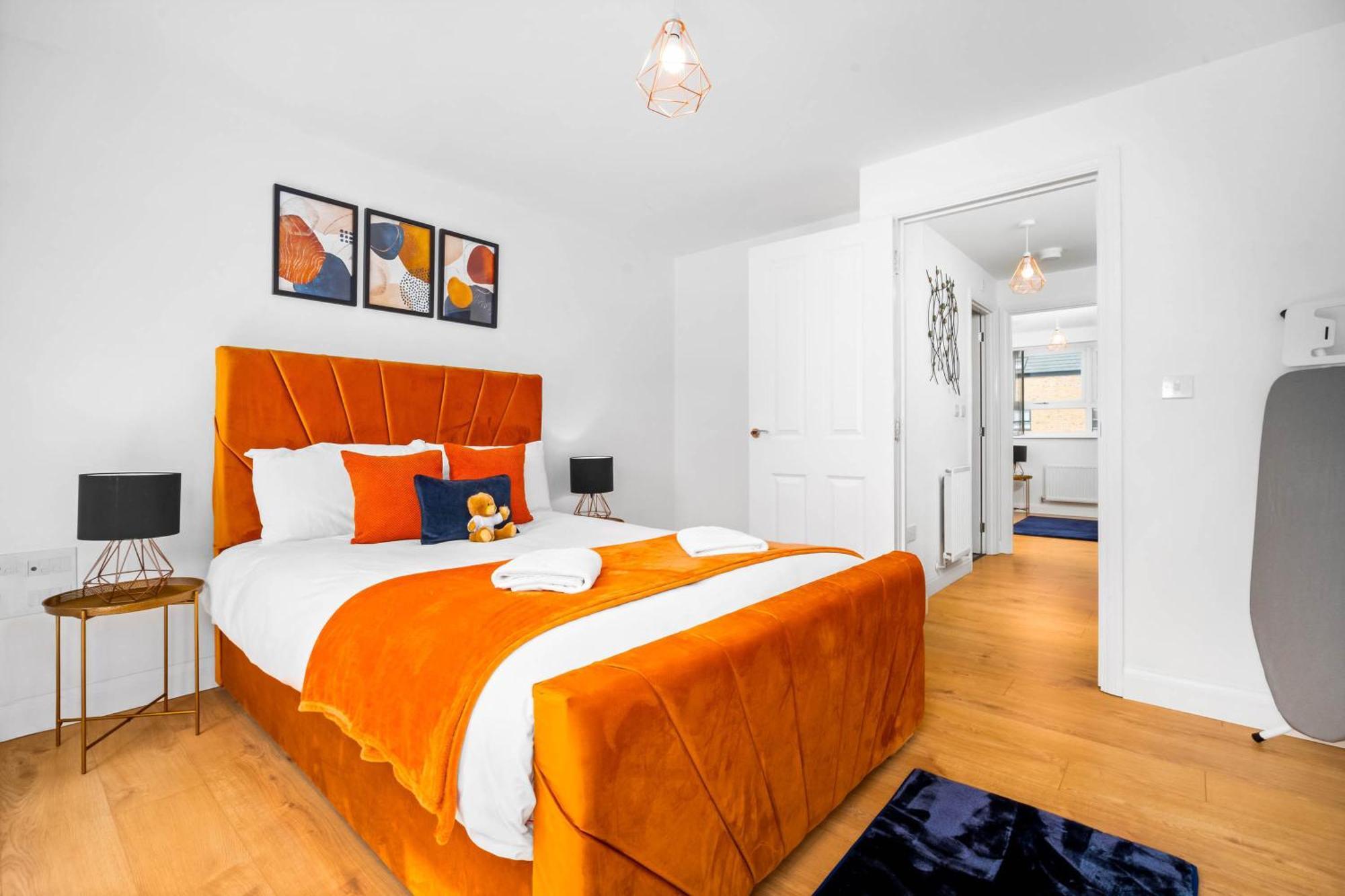 Luxury City Centre 5 Bed House With En-Suite, Bbq, On-Site Parking By Azura Nights برمنغهام المظهر الخارجي الصورة